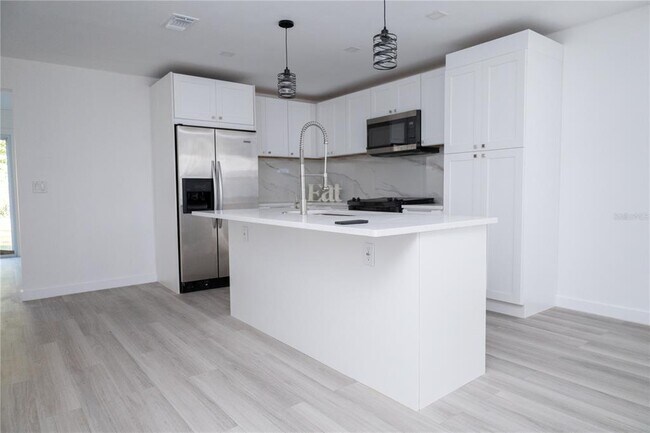 Building Photo - 2070 W Airport Blvd
