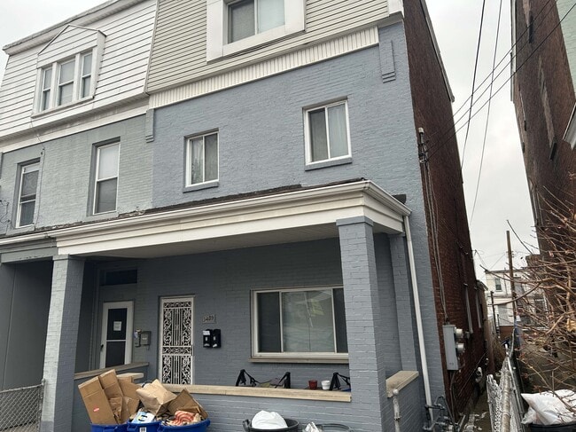 Building Photo - 3405 Ward St