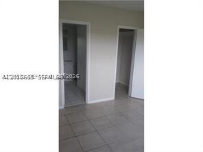 Building Photo - 5100 SW 41st St