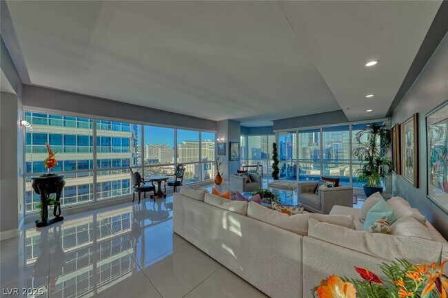 Foto del edificio - 4575 Dean Martin Dr