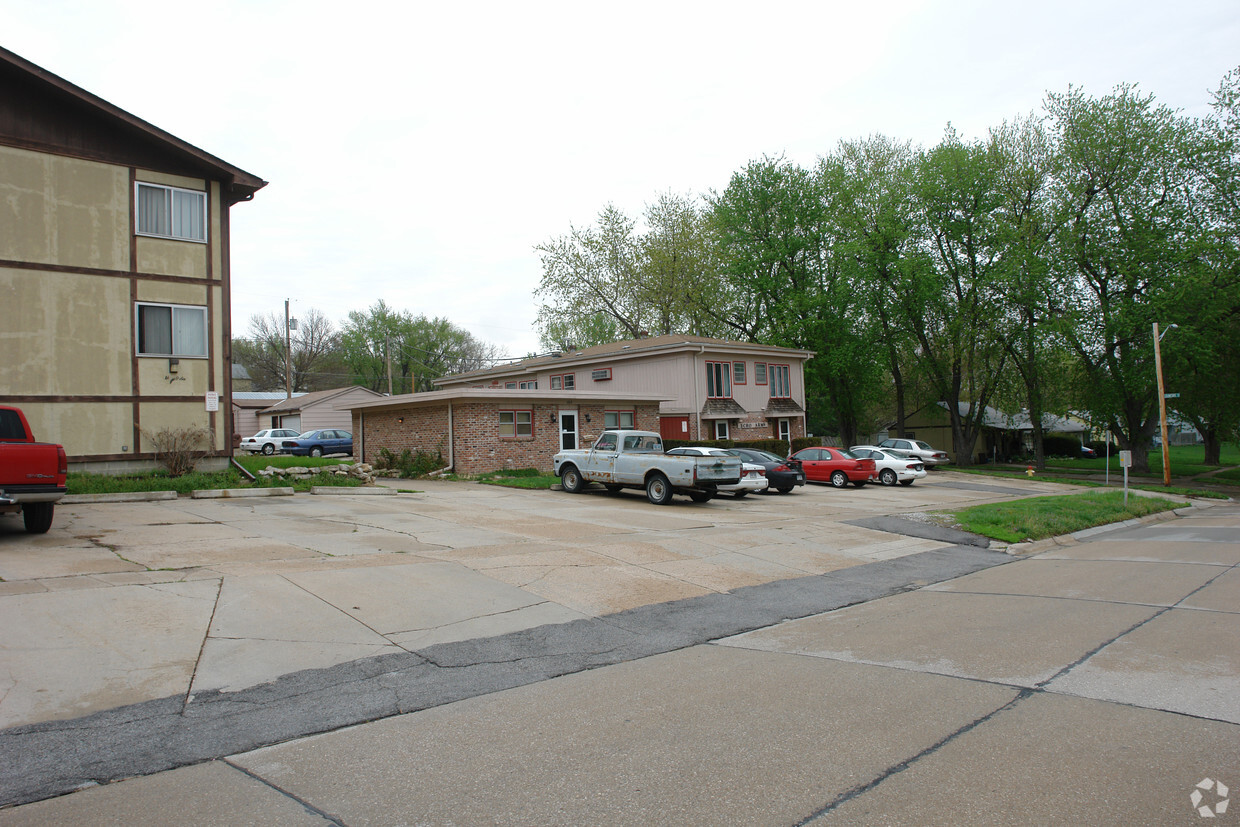 Foto del edificio - Willow Wood Apartments