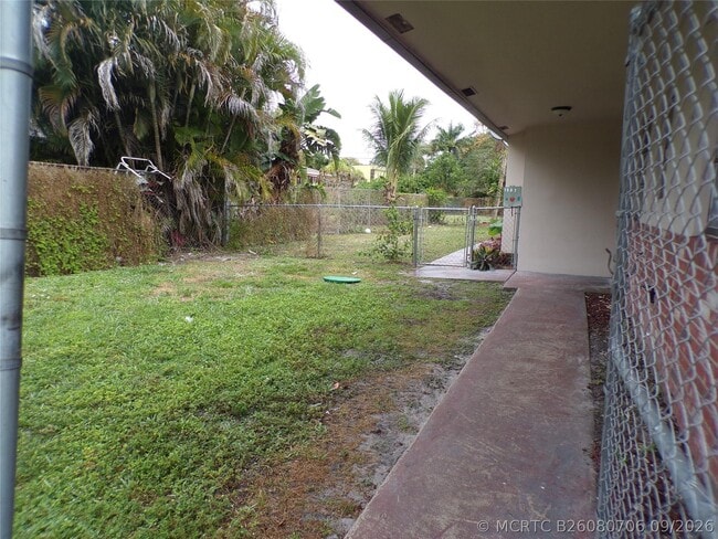 Building Photo - 1505 N 57th Terrace