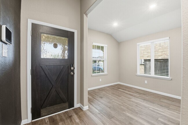 Foto del edificio - 19427 Trotter Cp Trl