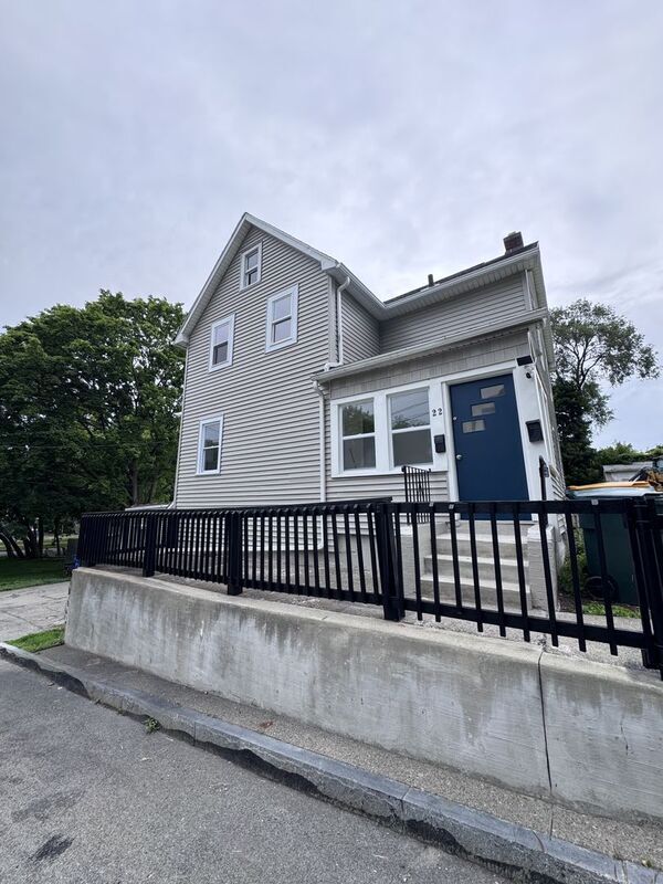 Building Photo - 22 Fleming St