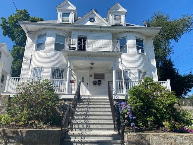 Building Photo - 67 Townsend St