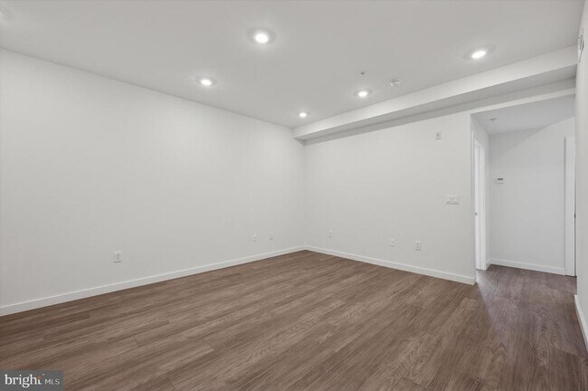 Foto del edificio - 1617 Ridge Ave