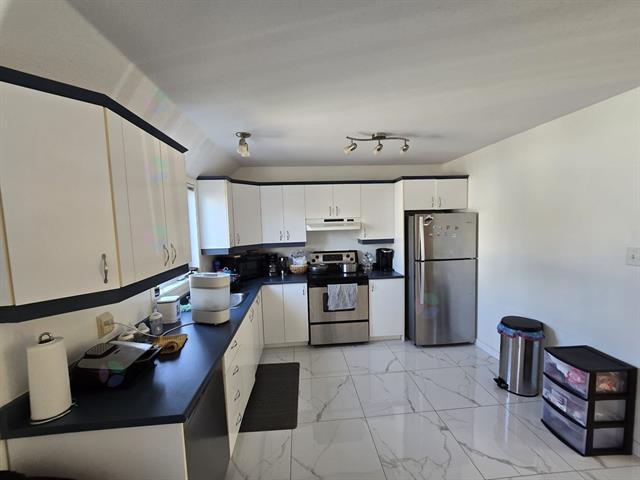 Building Photo - 383 Rue de Chalifoux
