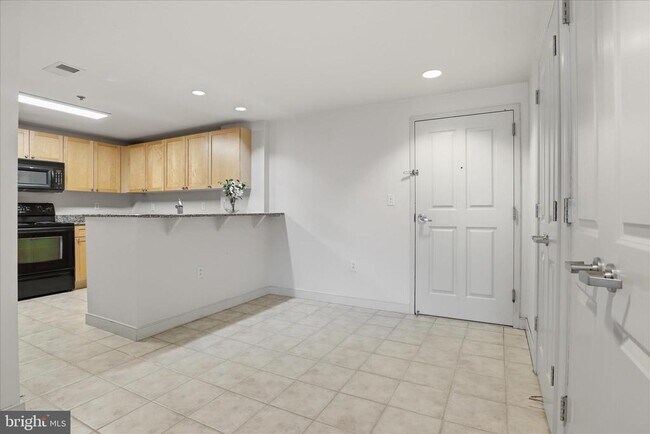 Foto del edificio - 777 7th St NW