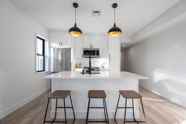 Foto del edificio - 631 Saratoga St
