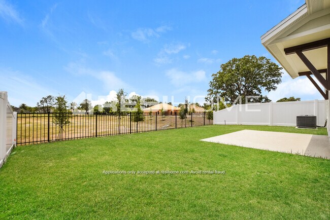 Building Photo - 8057 Patagonia Dr