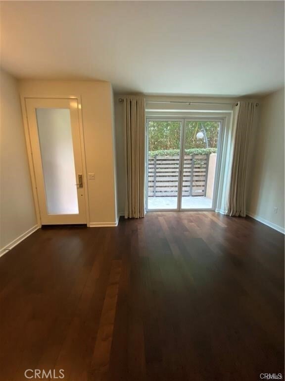 Building Photo - 1528 W Artesia Square