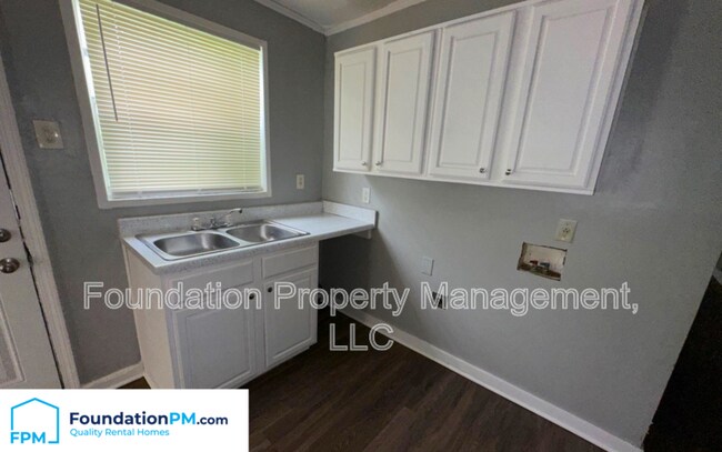 Foto del edificio - 2312 Norman Ave