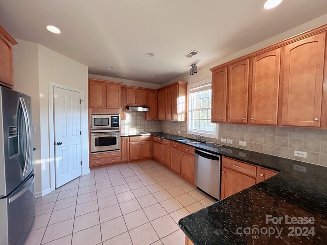 Building Photo - 14705 Provence Ln