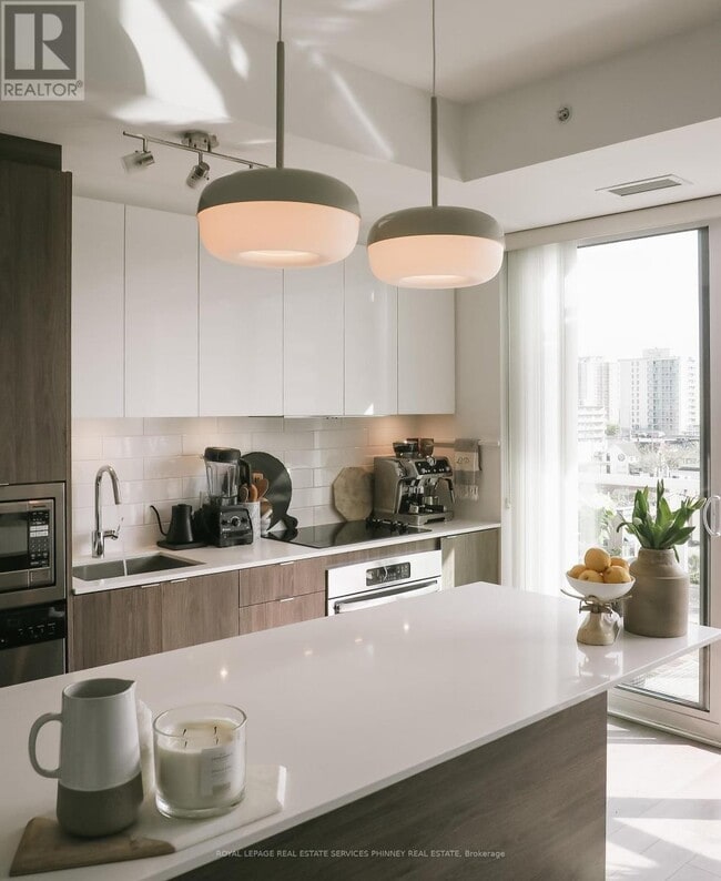 Building Photo - 8 Ann St