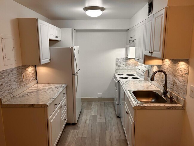 Foto del edificio - 634 NW 13th St