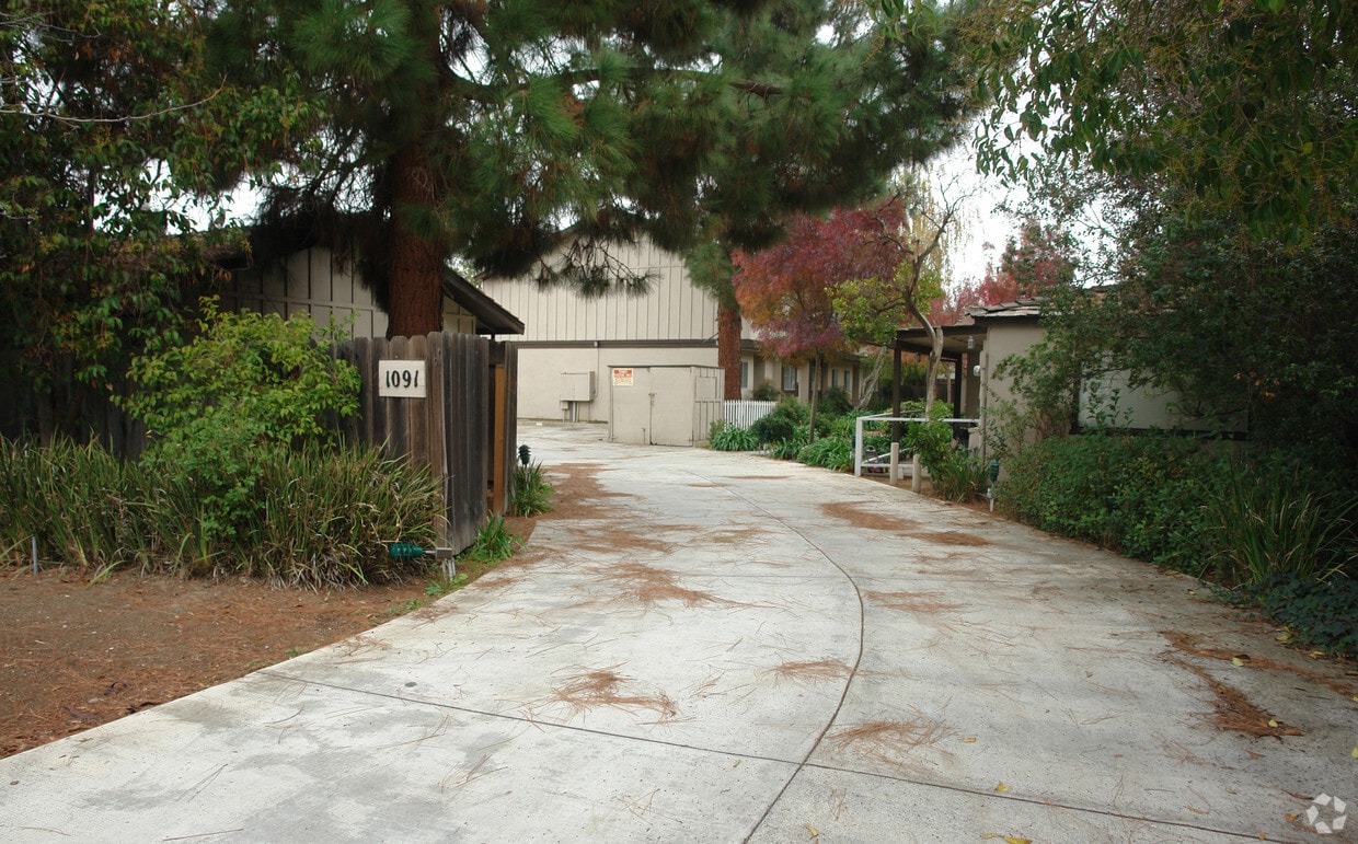 Building Photo - 1091 Bonita Ave