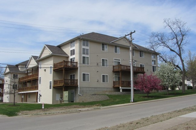 Autumn Ridge Apartments Coralville, IA