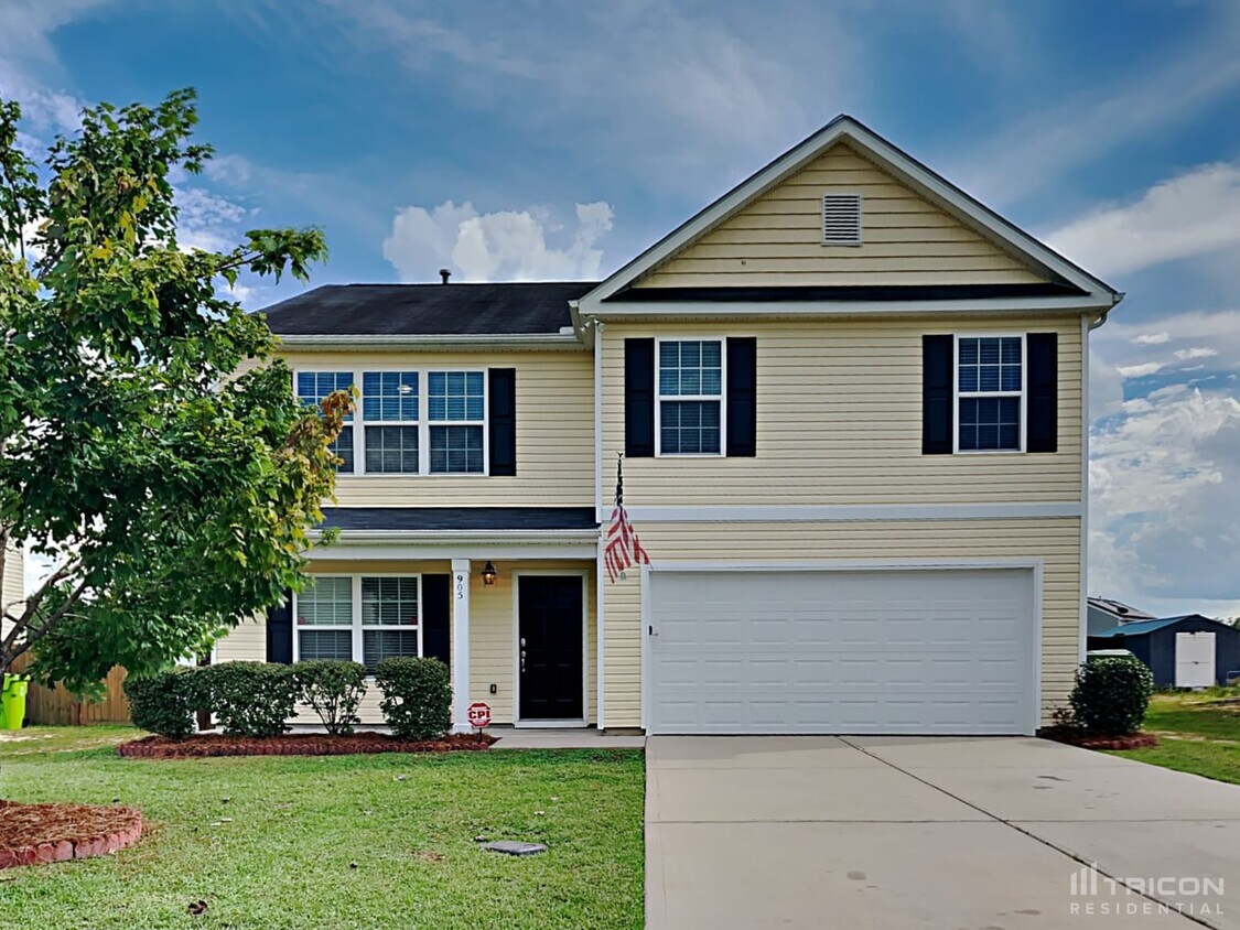 Foto principal - 905 Farnsworth Dr
