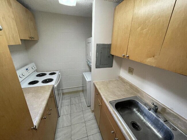 Foto del edificio - LUNA-LIHO TOWERS 1/1/1 sec, A/C, W/D, lanai