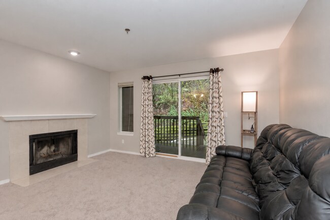 Foto del edificio - 515 Newport Way NW