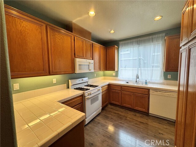 Foto del edificio - 74 Seacountry Ln