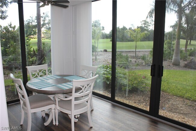 Foto del edificio - 6760 Pelican Bay Blvd