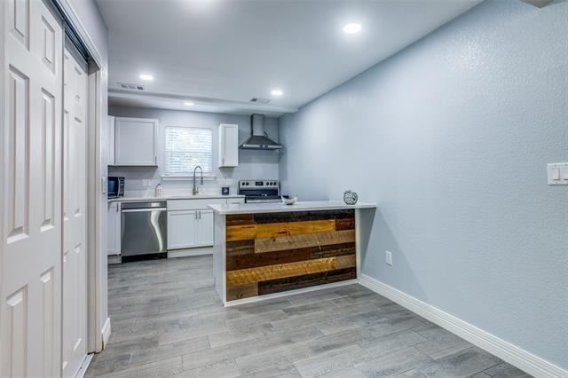 Foto del edificio - 902 Clark St