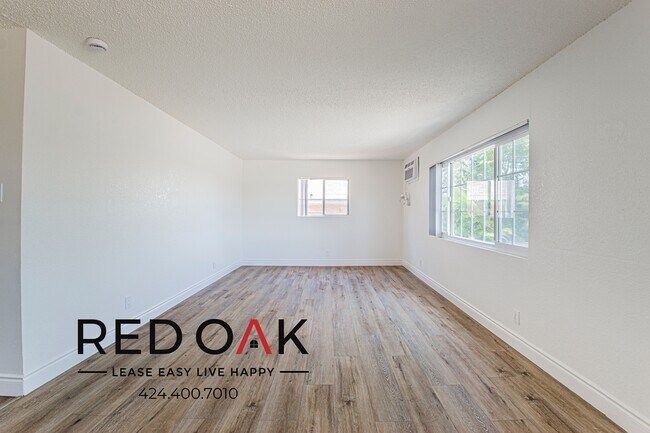 Foto del edificio - 9260 Palm St