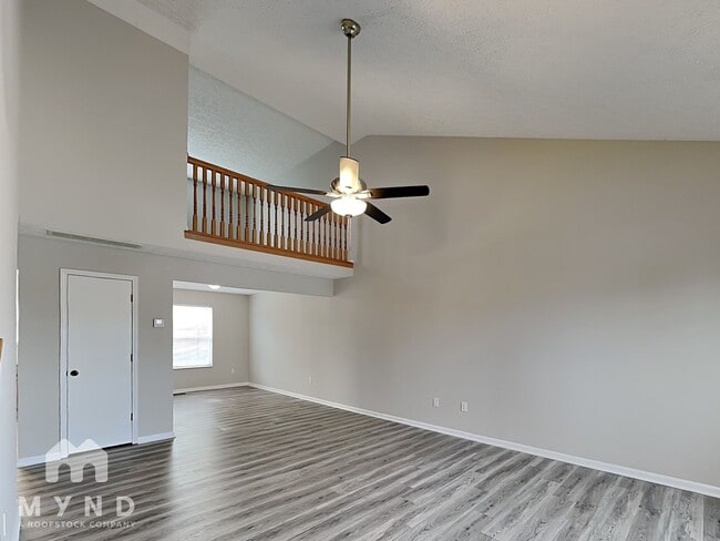 Building Photo - 5819 Rothrock Ct