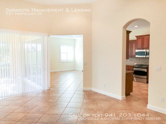 Building Photo - 257 Martellago Dr
