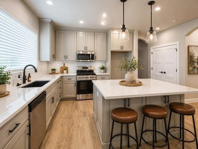 Building Photo - 4113 Abbey Pk Dr