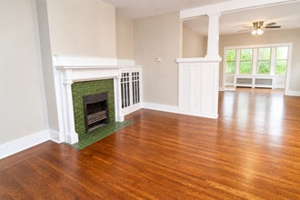 Building Photo - 6608 Dalzell Pl