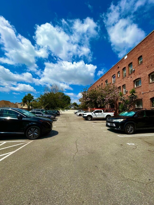 Photo - 1411 Toberman St Apartment