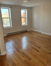 Building Photo - 740 Shepherd Ave