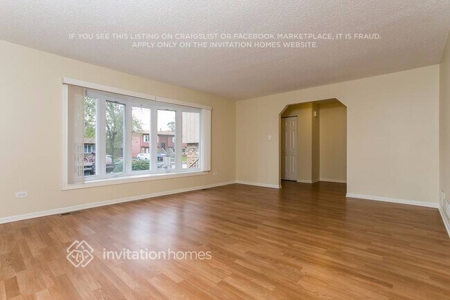 Foto del edificio - 5138 Riverside Dr