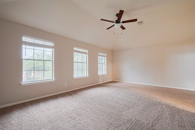 Building Photo - 19410 Rum River Ct