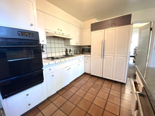 Foto del edificio - 815 Arlington Rd