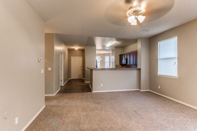 Foto del edificio - Charming Eastside 3-Bedroom, 2-Bathroom Ho...