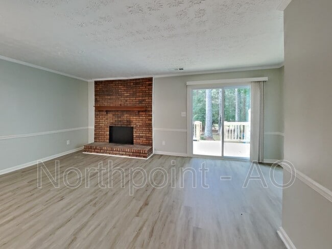 Building Photo - 102 Palisades Pointe