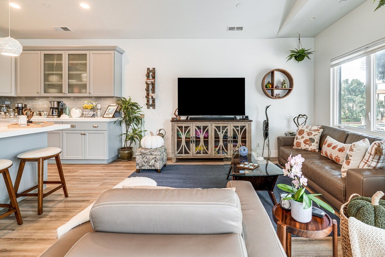 Foto principal - 578 Kelly Ave