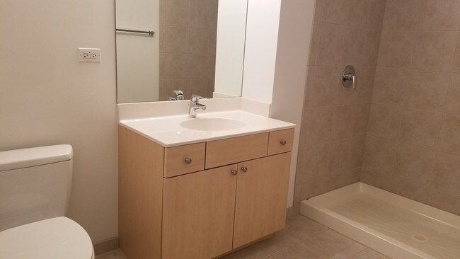 Foto del edificio - 235 W Van Buren St