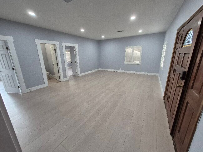 Foto del edificio - 6946 3rd St