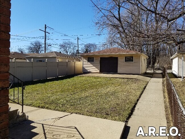 Foto del edificio - 12340 S Indiana Ave