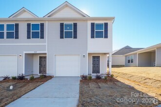 Building Photo - 1941 Tranquility Cir