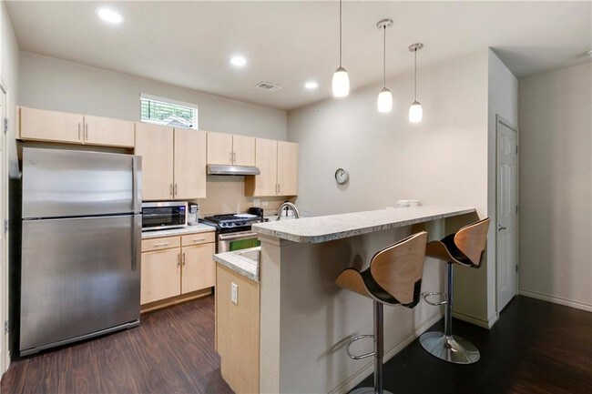 Building Photo - 2606 Wilson St