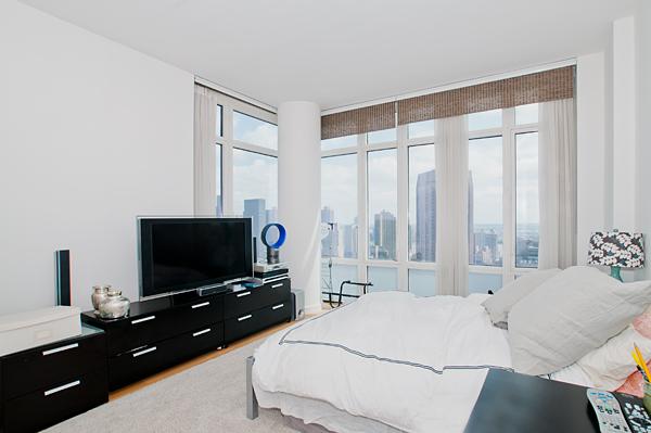 Building Photo - 41 5th Ave