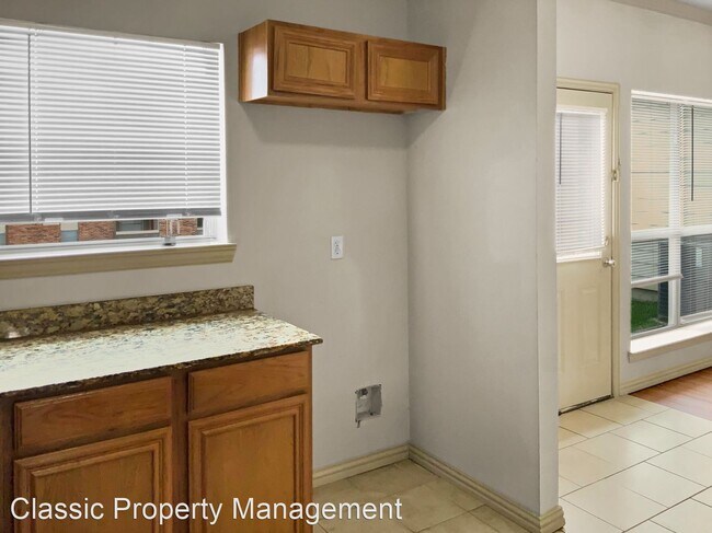 Building Photo - 4 br, 2.5 bath House - 2320 Homewood Lane