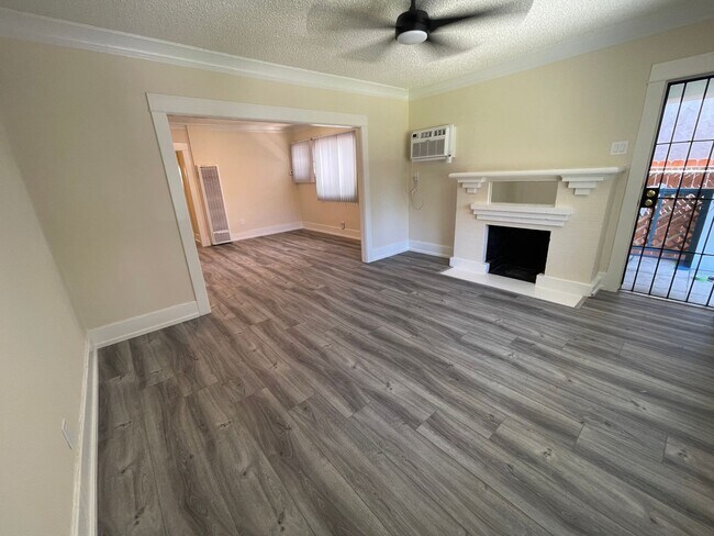 Foto del edificio - 204-206 N. Cedar St.