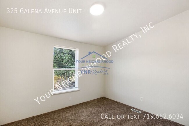 Foto del edificio - 325 Galena Ave