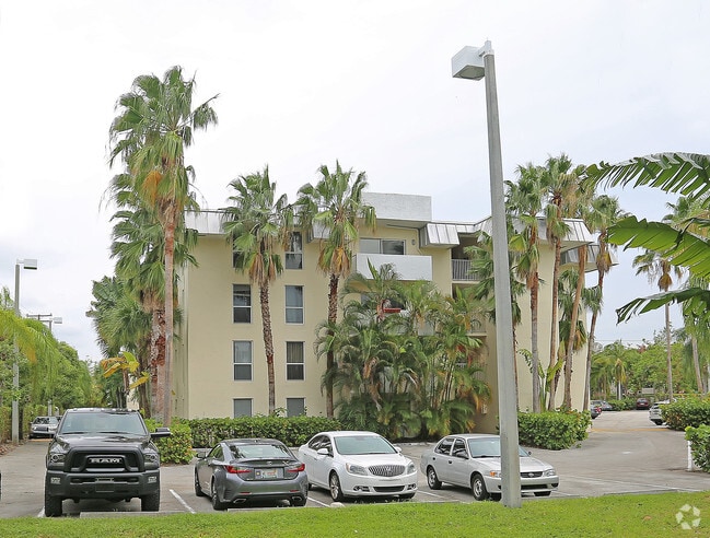 Yorkshire House Condominiums